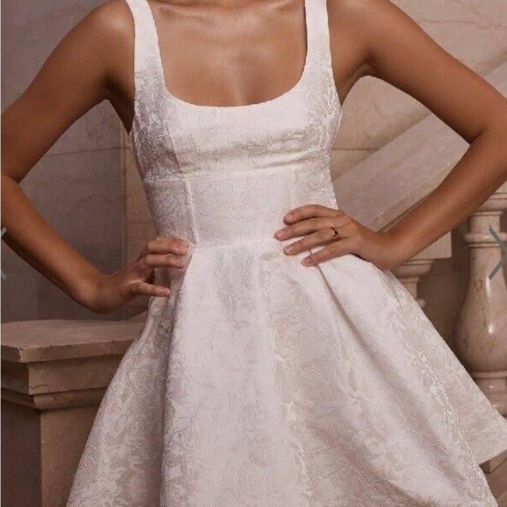 Showpo Stephanie  White mini Dress US6 wedding bridal